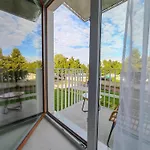Apartment Gold F78 Let's Sea Baltic Park Gaski (Koszalin)