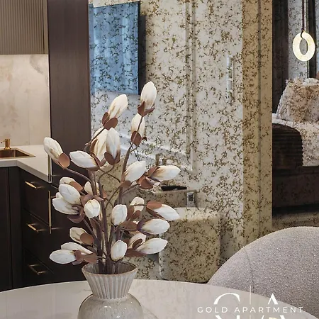 Gold F78 Let's Sea Baltic Park * غونسكي