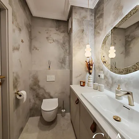 Gold F78 Let's Sea Baltic Park غونسكي