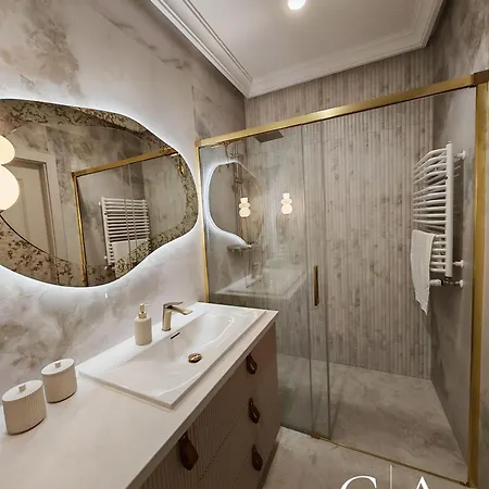 Gold F78 Let's Sea Baltic Park غونسكي