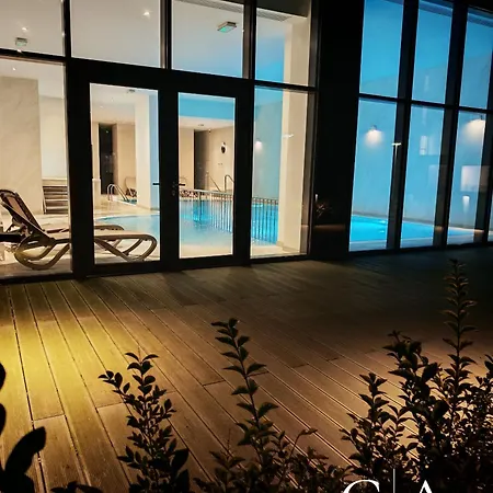 Gold F78 Let's Sea Baltic Park شقة