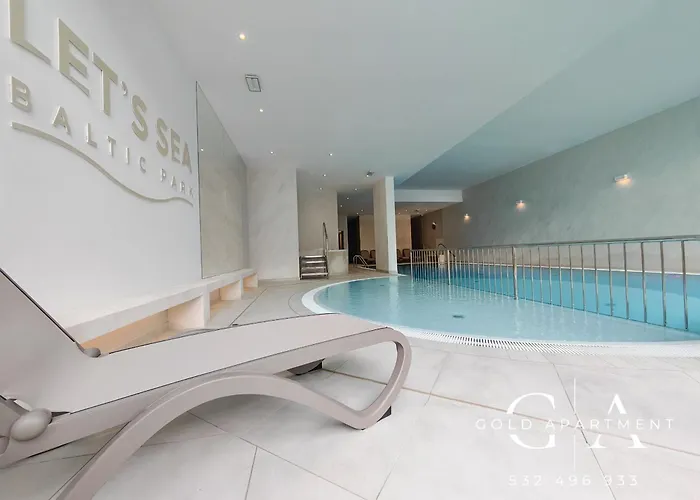 Апартаменты Gold F78 Let's Sea Baltic Park *